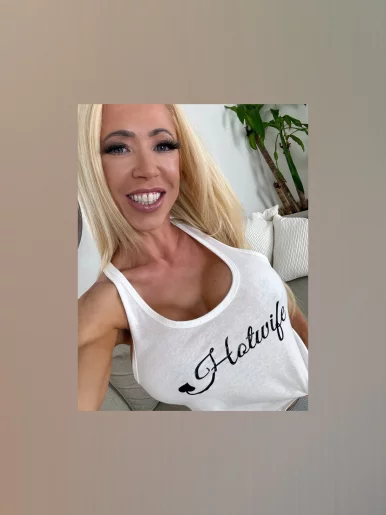 Photo of model @therealmandym