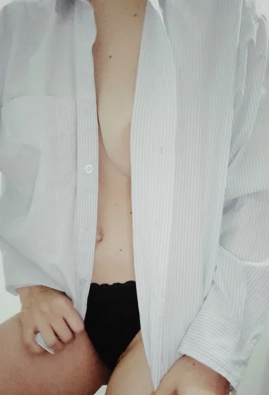 Photo of model @theredvirgin