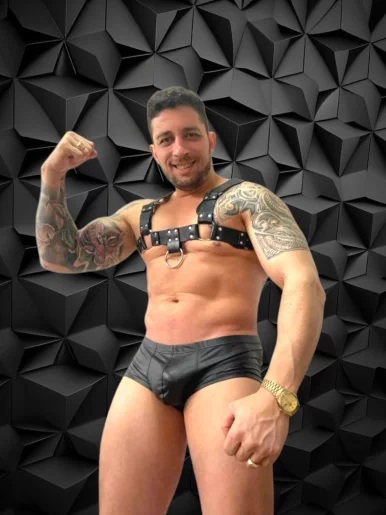 Photo of model @thesexymaster