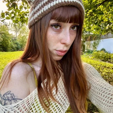 Photo of model @thetransfairyy