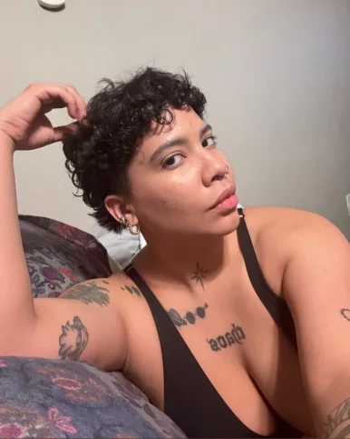 Photo of model @theythatdomme