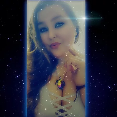 Photo of model @thick_mrs.grey