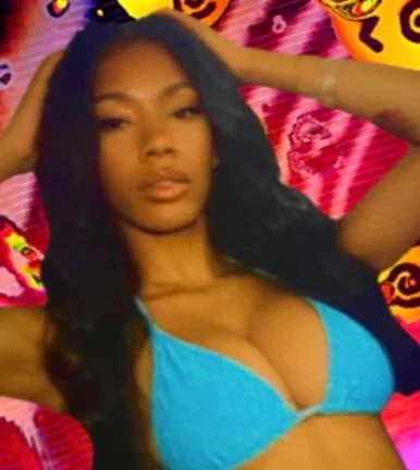 Photo of model @thinkinboutzi