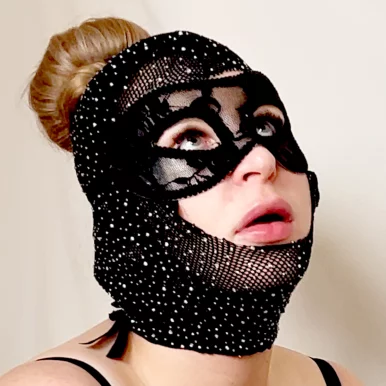 Photo of model @throatslavesoulmate