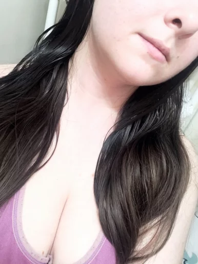 Photo of model @tiffcakes21