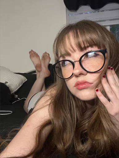 Photo of model @tiinybrat