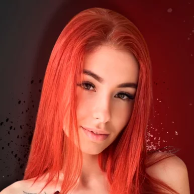 Photo of model @tiny_little_fox