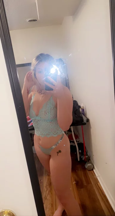 Photo of model @trippiebri17