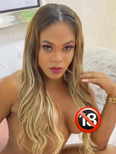 Photo of model @tslucero