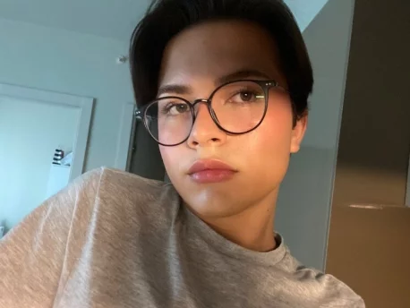 Photo of model @turkishfemboi