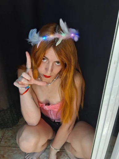 Photo of model @twist3dangel