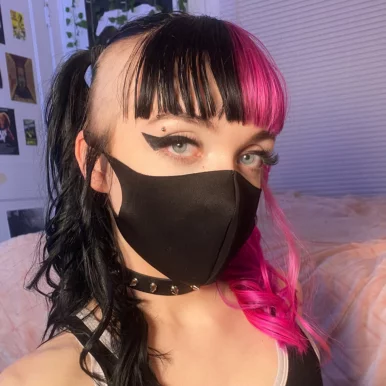 Photo of model @twotoned4271