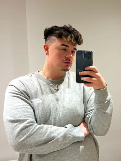 Photo of model @twunkletoes