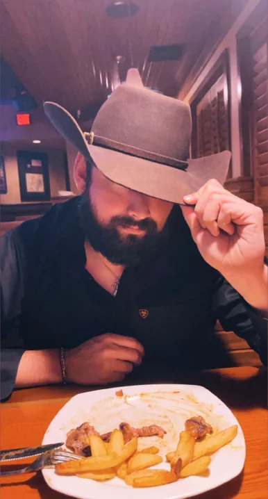 Photo of model @tx_showpony