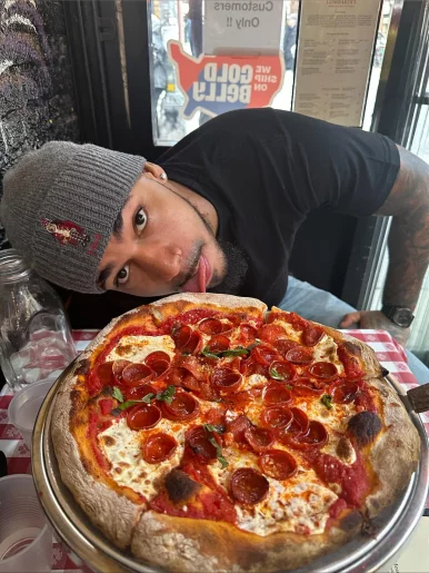 Photo of model @tyraffex