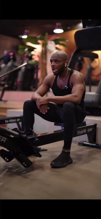 Photo of model @tyronelovepov