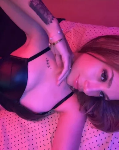 Photo of model @u529092961