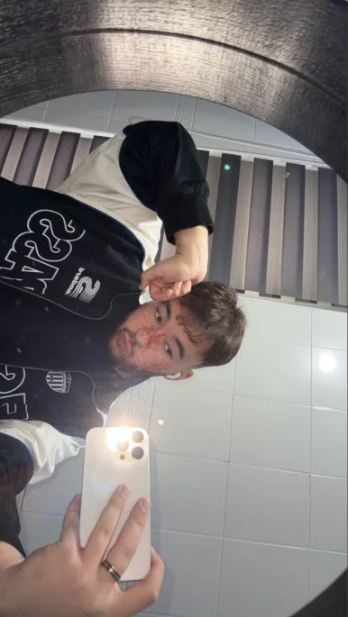 Photo of model @u529093968