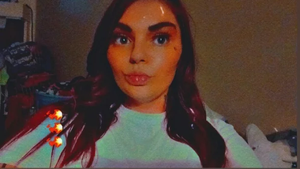 Photo of model @u529100460