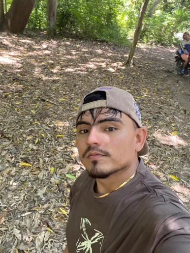 Photo of model @u529109220