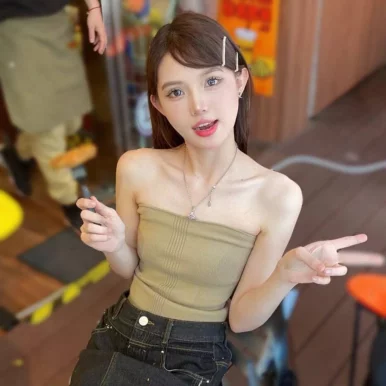 Photo of model @u529109943