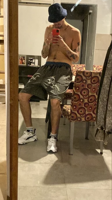 Photo of model @u529110511