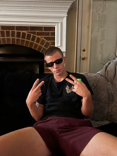 Photo of model @u529115466