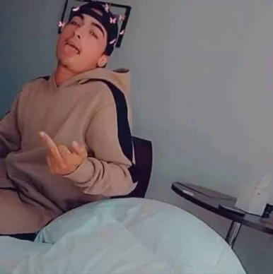 Photo of model @u529119007