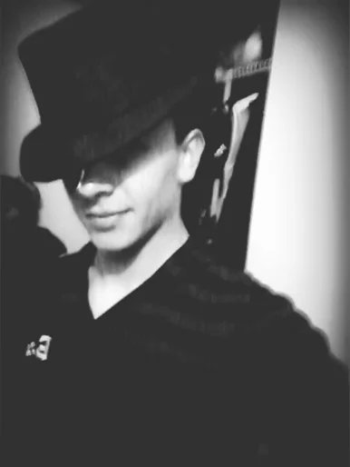 Photo of model @u529119174