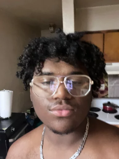 Photo of model @u529125145