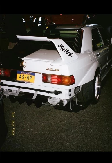 Photo of model @u529126359