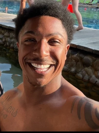 Photo of model @u529127787