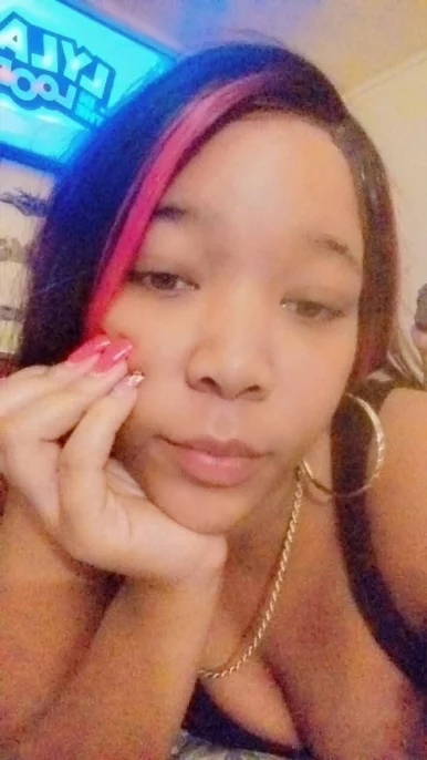 Photo of model @u529128251