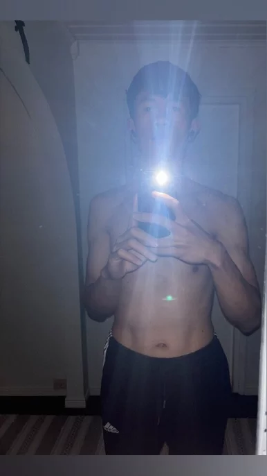 Photo of model @u529128493