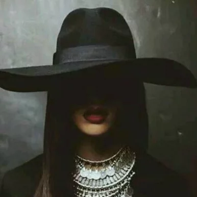 Photo of model @u529128896