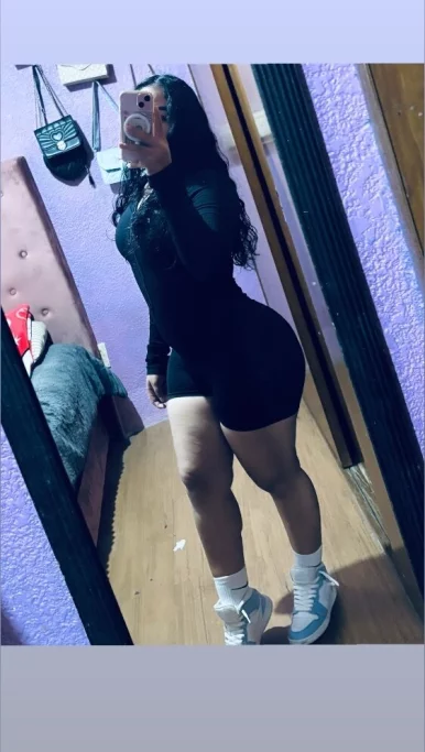 Photo of model @u529129636