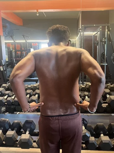 Photo of model @u529133069