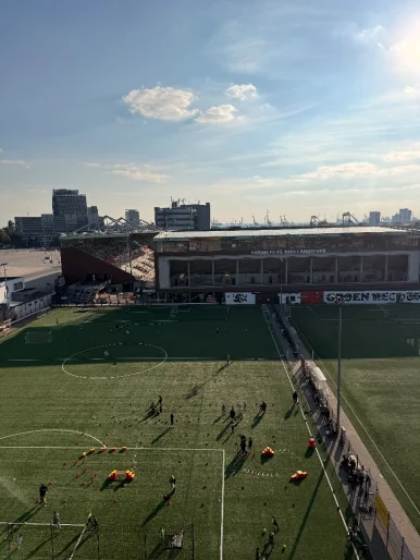 Photo of model @u529133086