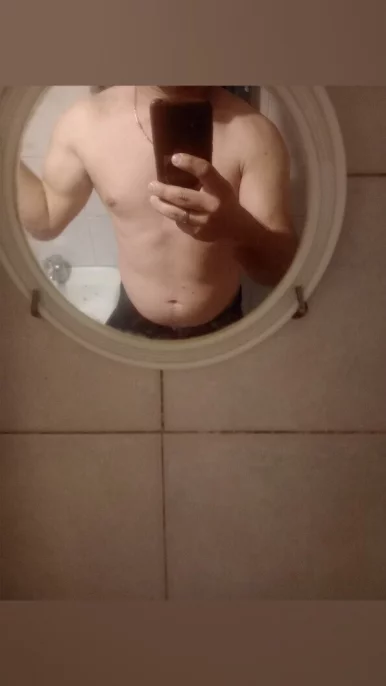 Photo of model @u529133343