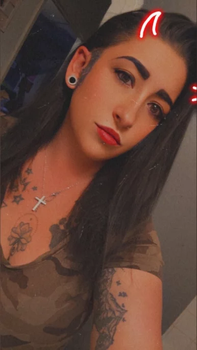 Photo of model @u529136838