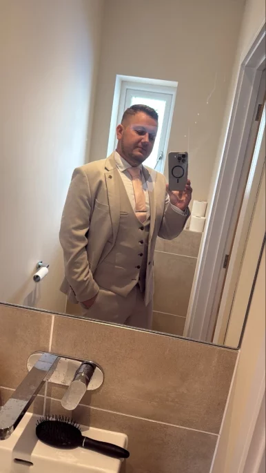 Photo of model @u529138358