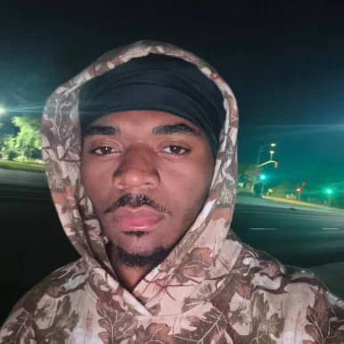 Photo of model @u529138469