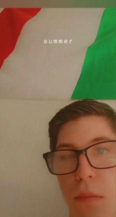 Photo of model @u529141453