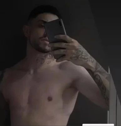 Photo of model @u529142373