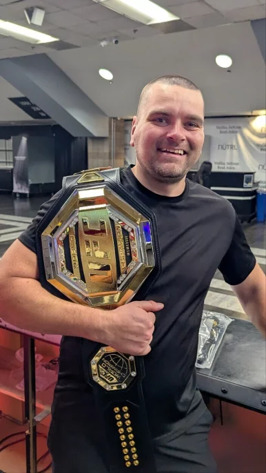 Photo of model @u529149240