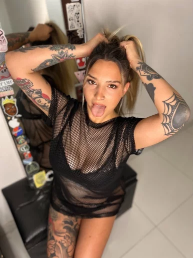 Photo of model @u529149408