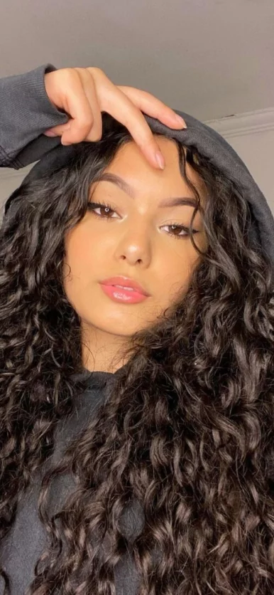 Photo of model @u529150496