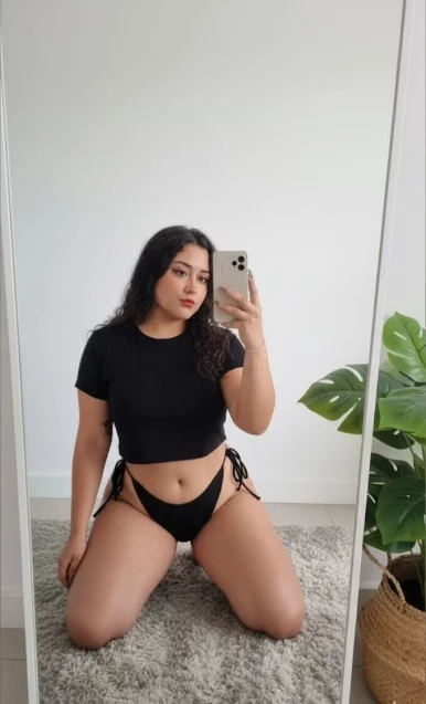 Photo of model @u529152134