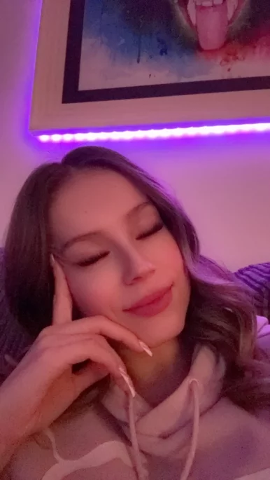 Photo of model @u529152164