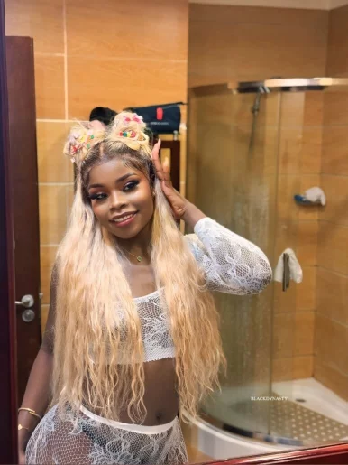 Photo of model @u529152546